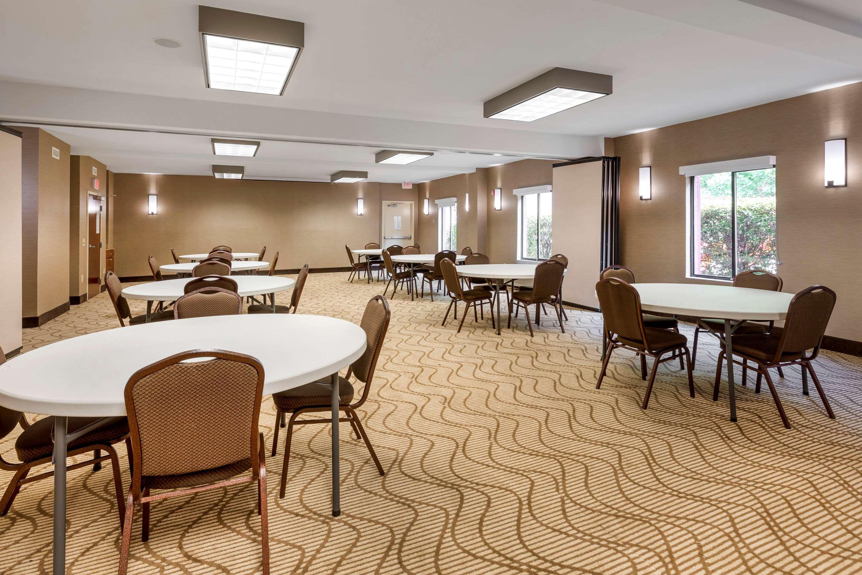 Comfort & Inn Suites Canton Exterior foto